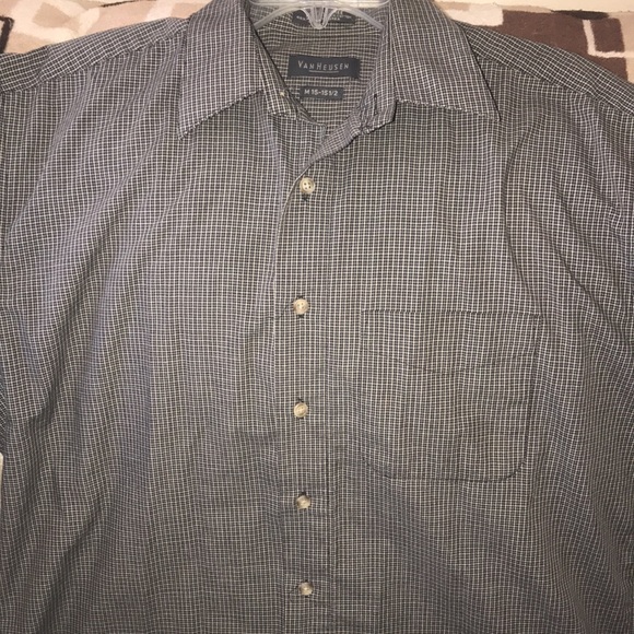 Van Heusen Medium 15-15.5โ button down blue tan white ๐ - Picture 2 of 6